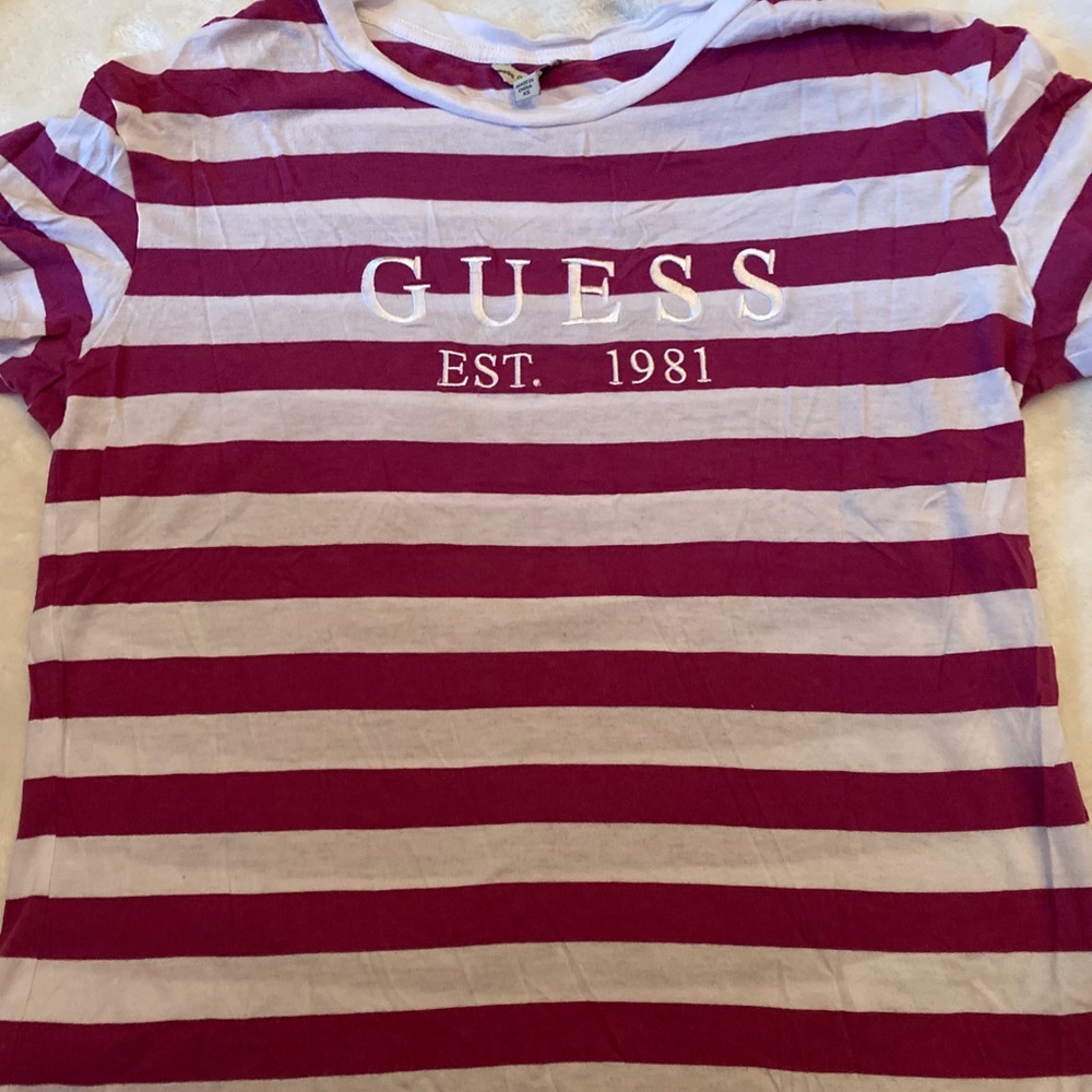 Guess t-shirt